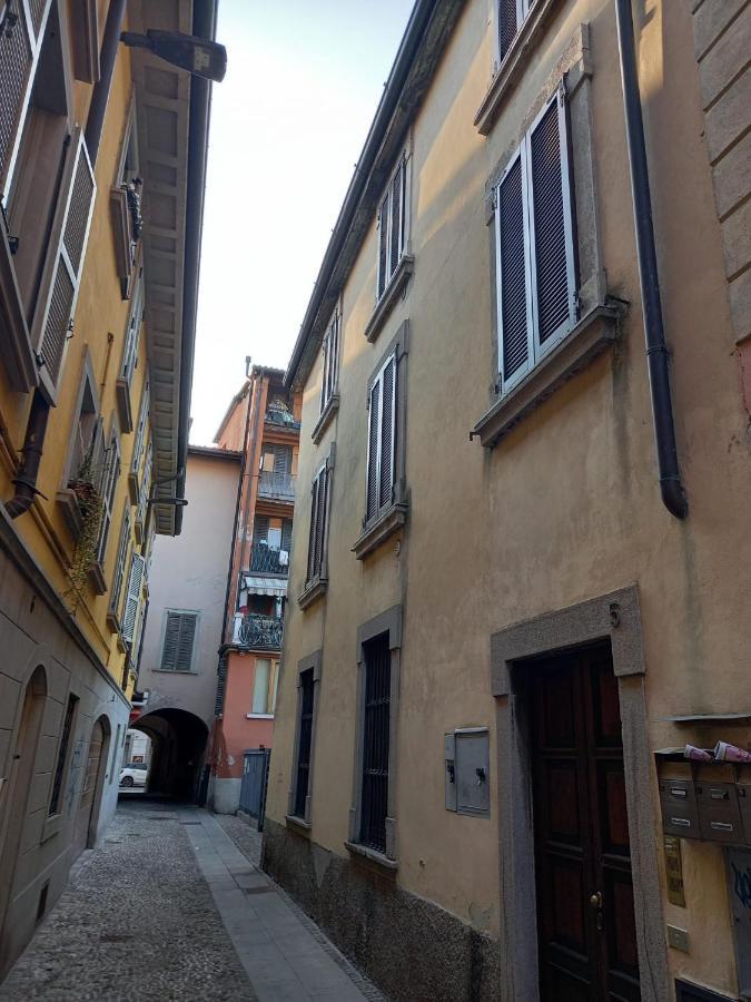 Suite Apartment San Lazzaro Bergamo Exterior foto